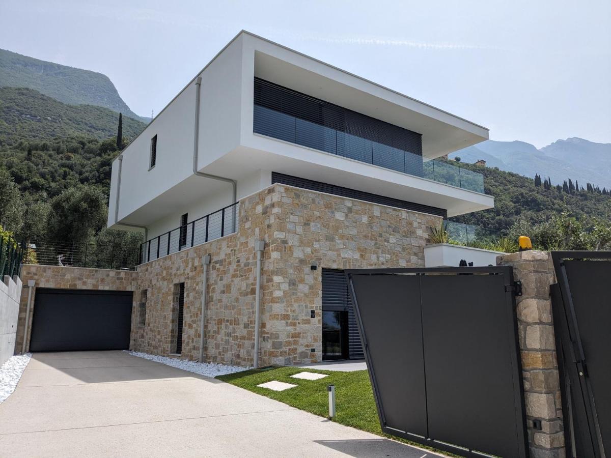 مالتشيزينيه Olivo Luxury Apartments المظهر الخارجي الصورة